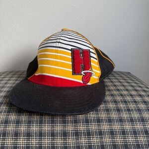 UNK NBA Miami Heat Striped Embroidered Logo Baseball‎ Hat Size OS Black Yellow